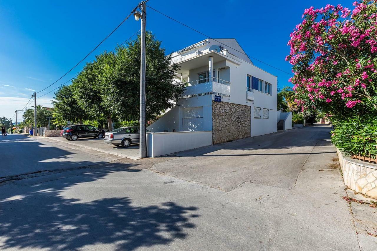 Apartments Dada Biograd Na Moru Exterior photo