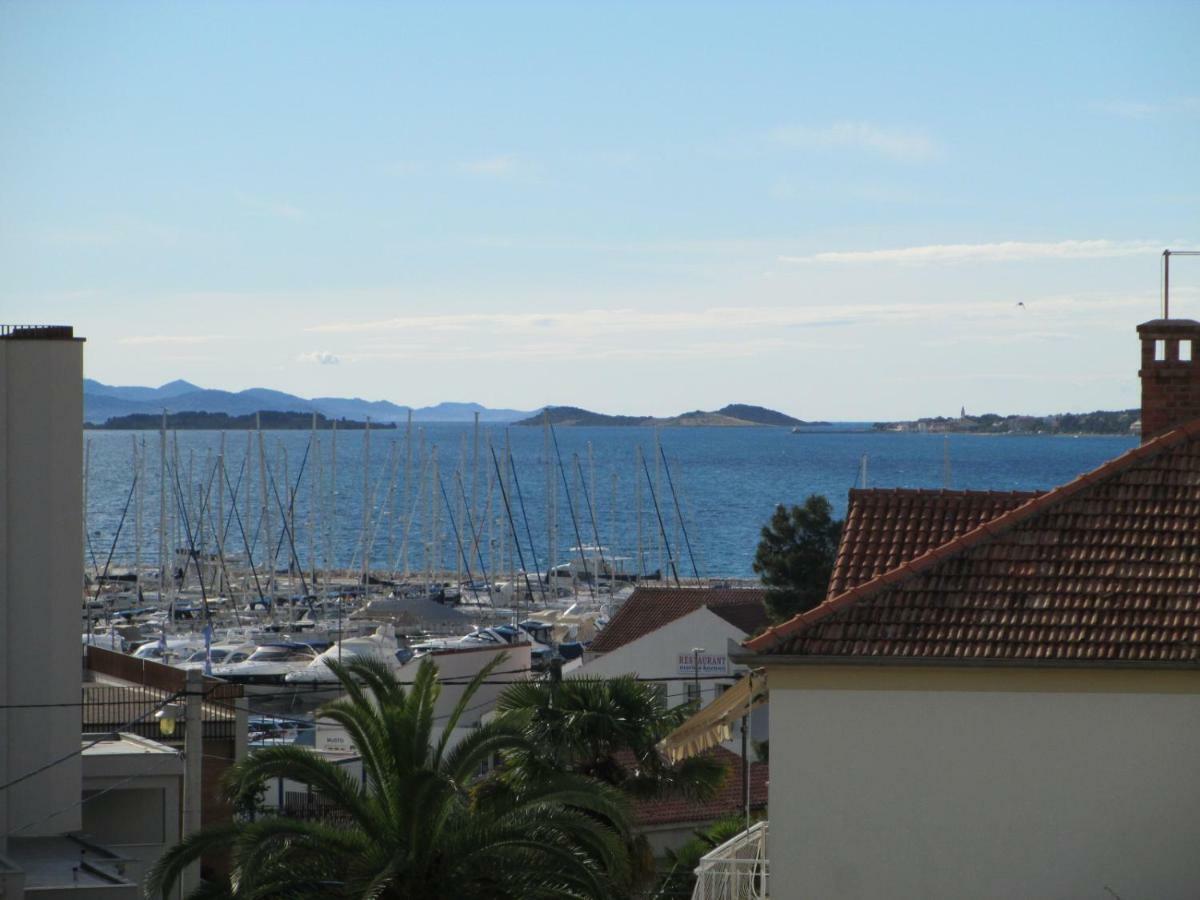 Apartments Dada Biograd Na Moru Exterior photo